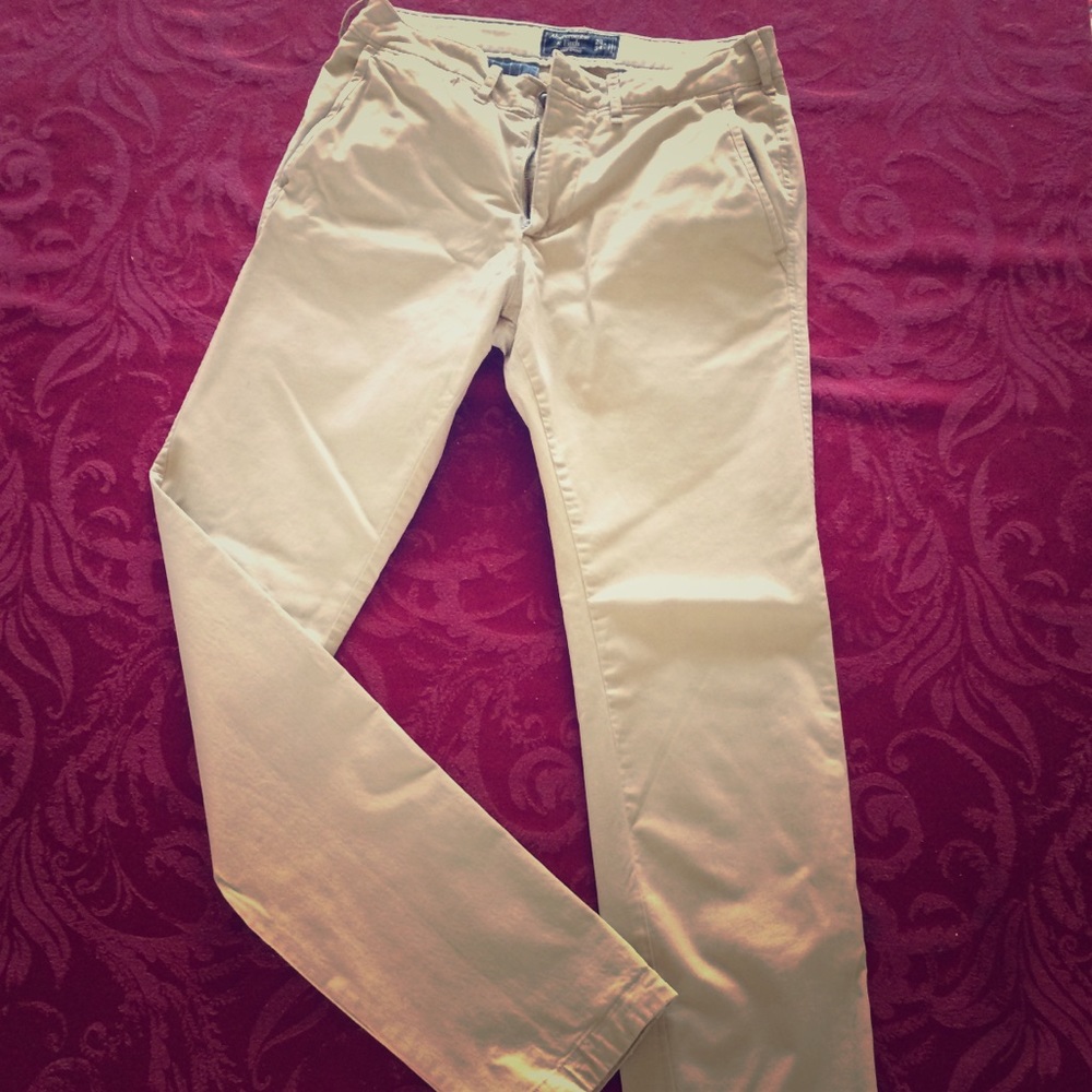 Abercrombie and Fitch A & F skinny chinos 28x34